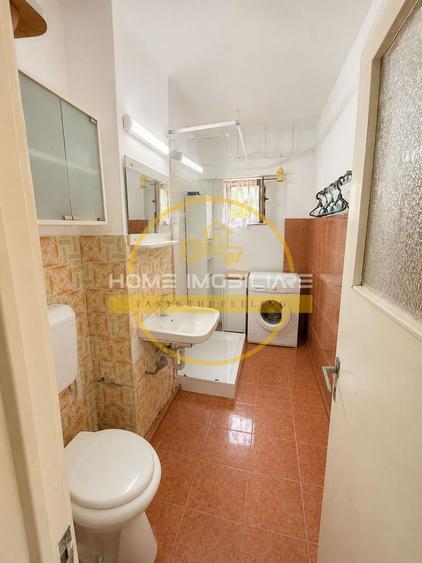 Apartament cu 3 camere/ Etaj intermediar / 71mp/ zona Baza 3