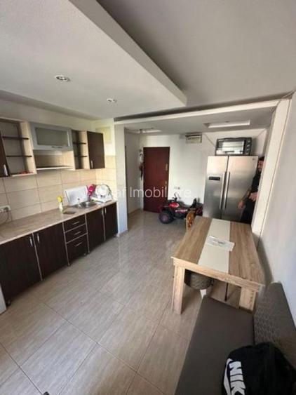 91900euro -2camere -53mp- Sebastian - bloc 1983 - 4