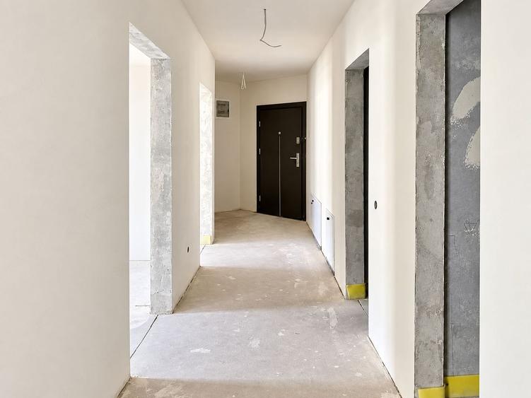 Apartament 3 camere, etajul 3, bloc nou 2026, zona str Burebista