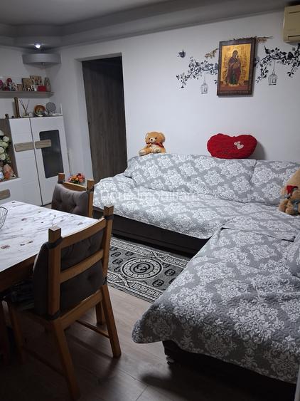 Apartament 4 camere mobilat si utilat ,decomandat,etaj 4/4,liber imediat, - 9