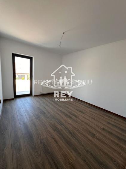 Casa individuală 3 dormitoare mobilată-utilală zona LIDL | C.Cisnădiei - 12