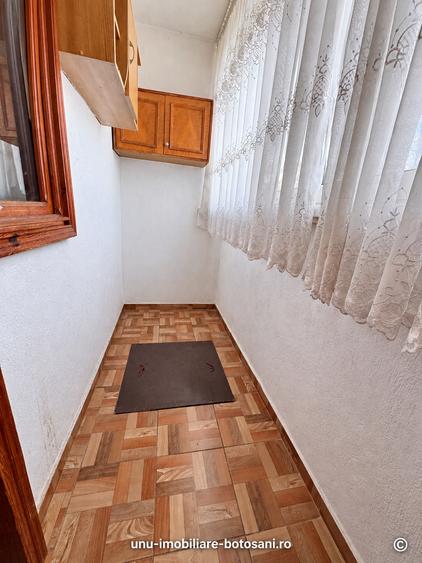 APARTAMENT 2 CAMERE DECOMANDAT -50,39 MP + BALCON 4MP-PARTER - BOXĂ ȘI PARCARE