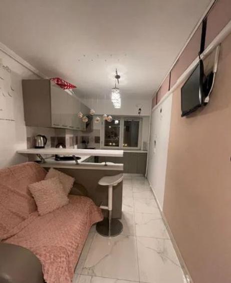 Apartament 2 Camere,Nerva Traian,Timpuri Noi Metrou,bl.2005,decomandat,Amenajat