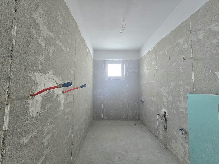 NOU & APROAPE GATA Ap 3 Camere Decomandat 15”Metrou Neofort 28 Bucatarie Închisă