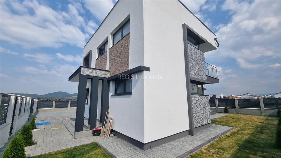 Vila moderna de 4 camere zona Sanpetru - 22