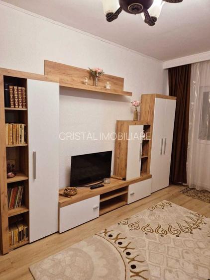 APARTAMENT 3 CAMERE DE INCHIRIAT |  RENOVAT |  GORJULUI - 5