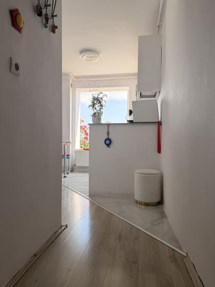 Apartament 1 camera, decomandat, 35 mp utili, etaj 8 - Complexul Studentesc