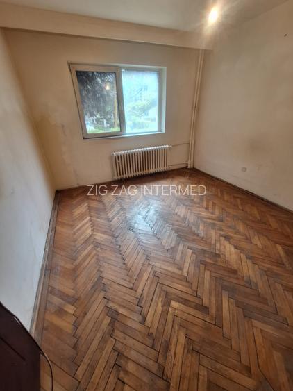 Intim  - Sabroso, apartament 3 camere decomandate, - 6