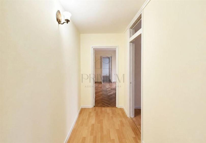 ARADULUI - 3 CAMERE - 2 BAI - ETAJ 3 - DEBARA - CENTRALA PROPRIE