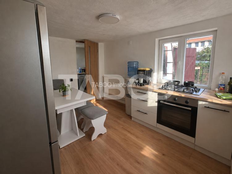 Casa de vanzare in Ocna Sibiului – liniste natura si gradina - 9