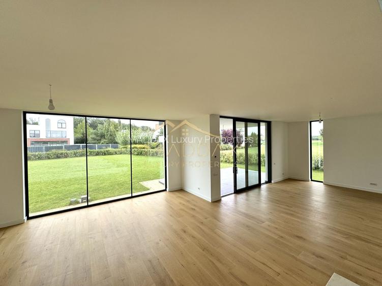 Vila Exclusivista in Mijlocul Naturii *959mp teren*/ 420mpc / Balotesti