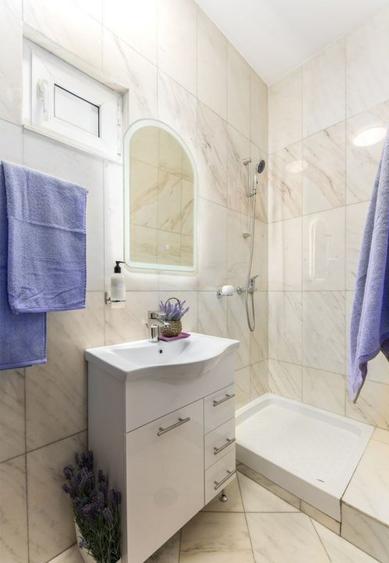 Vila eleganta langa Parcul Circului, 9 camere si 300 mp curte