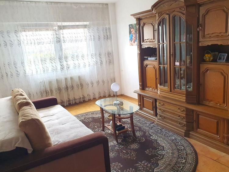 Apartament spațios cu 3 camere și 2 băi – zona Ciucaș / Astra