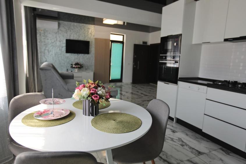 APARTAMENT 2 CAMERE | TVA INCLUS | MAMAIA SAT