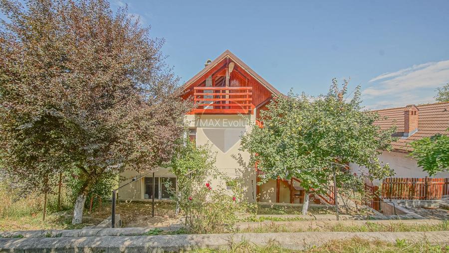 PURCARENI – 2 CASE , MULTIPLE POSIBILITATI | 533 mp | 0% comision