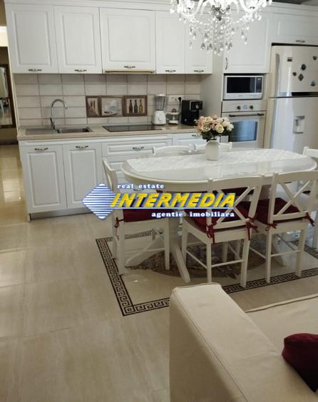 Apartament 2 dormitoare + living Alba Iulia zona Mall