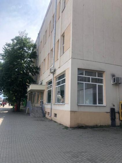 SPATIU COMERCIAL CU DESCHIDERE 30 ML LA BULEVARDUL REVOLUTIEI