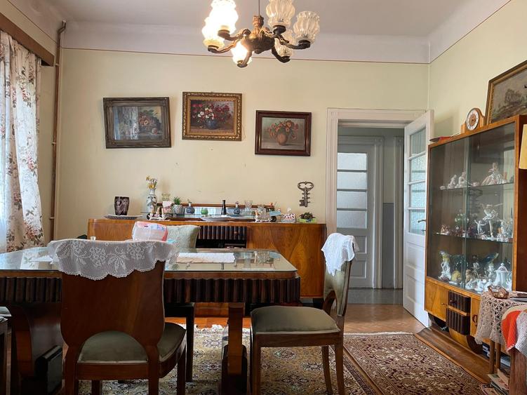 Vila interbelica, zona linistita