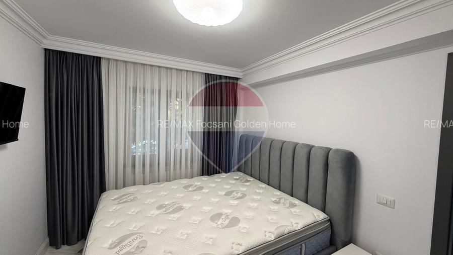 Apartament 4 camere de închiriat zonă centrală