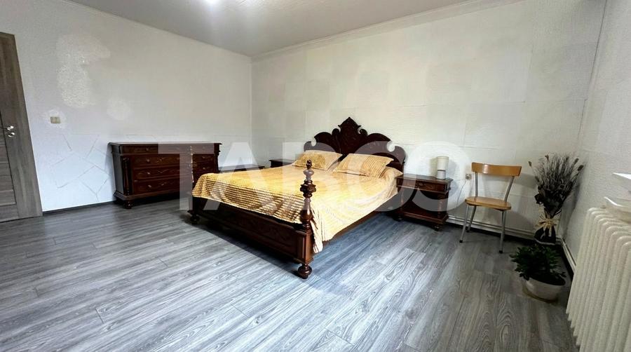 Apartament 4 camere  la casa cu curte pivnita zona Lazaret Sibiu