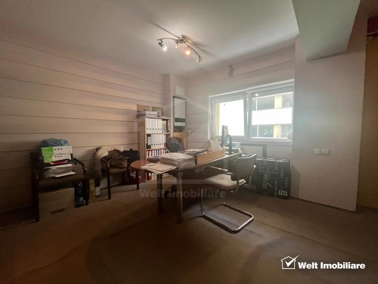 Spatiu comercial ,doua sali de desfacere, depozit, birou, Str.Fabricii