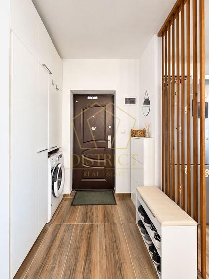 Apartament Superb cu 3 camere mobilat | terasa de 12 mp | Giroc | asfalt.