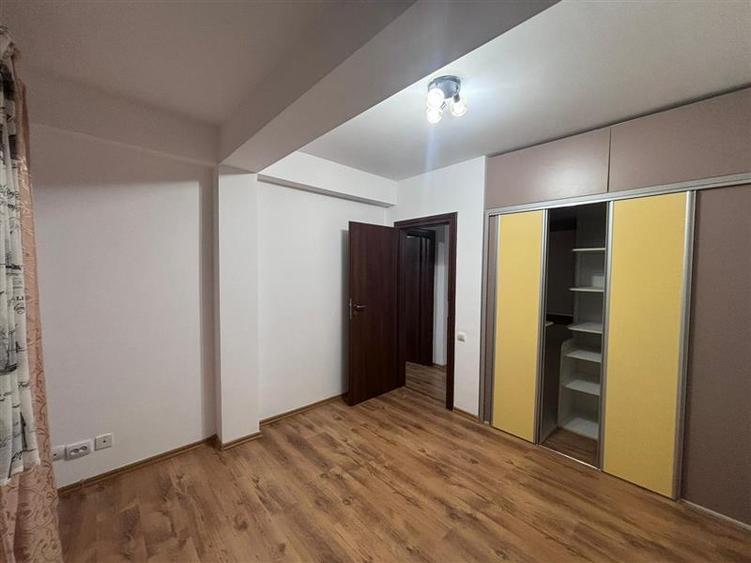 Berceni-Aparatorii Patriei Apartament 3 camere, Spatios- Luminos