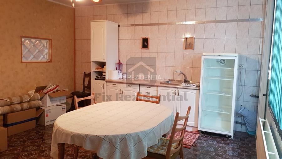 Proprietate deosebita in Targu Neamt - posibiltate transformare pensiune - 5
