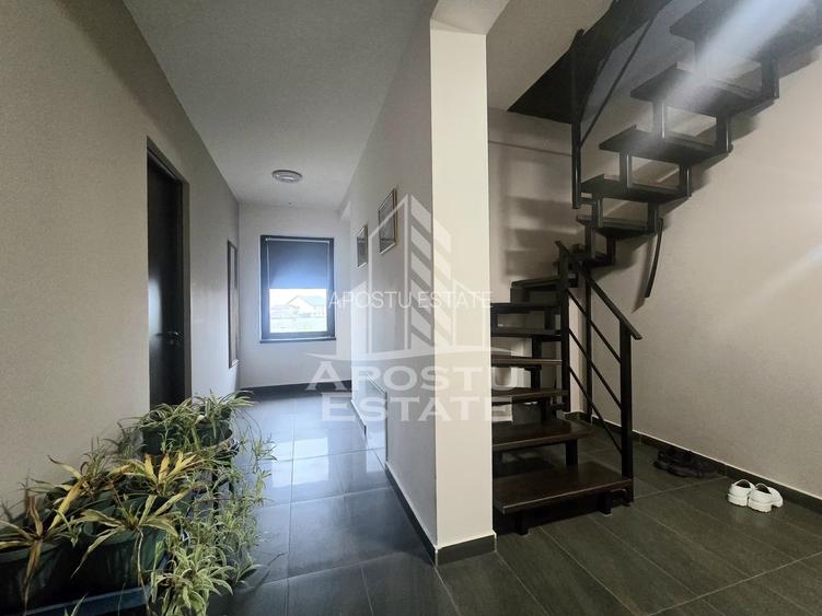 Casa individuala de vanzare si restaurant cu predare la cheie, Sag, COMISION 0 - 32