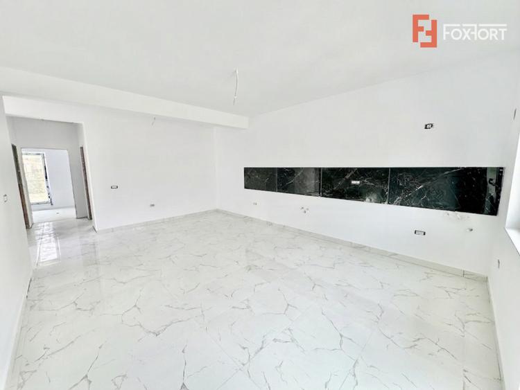 Duplex 4 camere si 2 bai - Mosnita Noua - toate utilitatile
