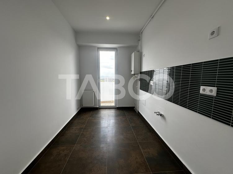 Apartament de vanzare 2 camere bucatarie separata etaj intermediar