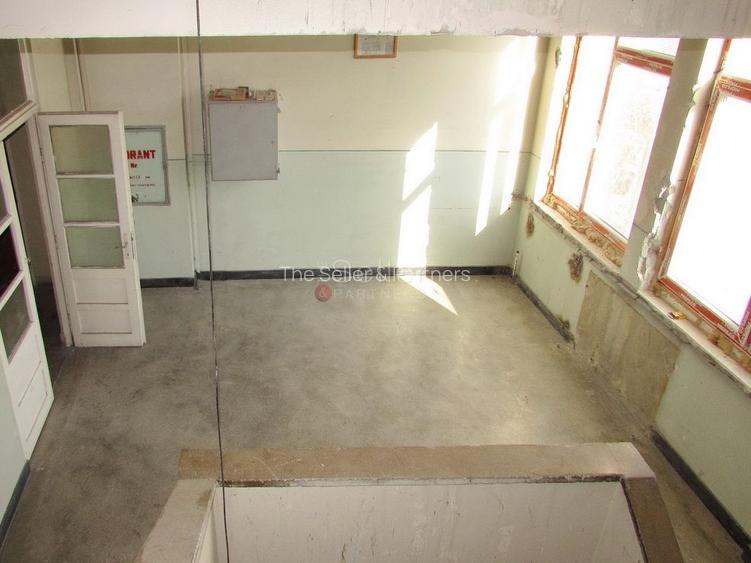 Cladire Office - 6