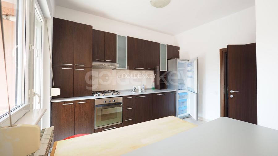 Apartament cu 3 camere mobilat, loc de parcare - 9