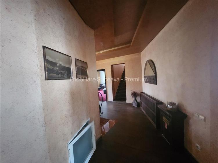 Cladire cu 9 camere de vânzare în Suceava | Obcini | 1.000 mp teren | - 10