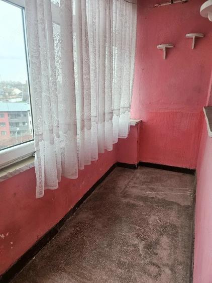 Apartament 3 camere, decomandat, Valea Rosie