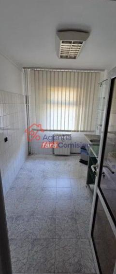 Spatiu Comercial, Podu Ros, 51mp, 750euro