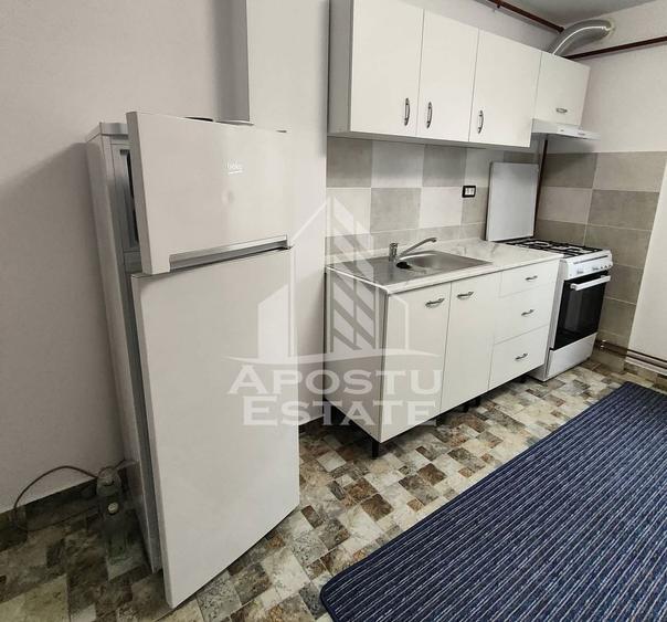 Apartament 2 camere , decomandat, 45mp utili, parter, zona Lunei