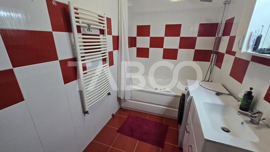 Apartament de vanzare 3 camere etaj intermediar parcare zona Rahovei