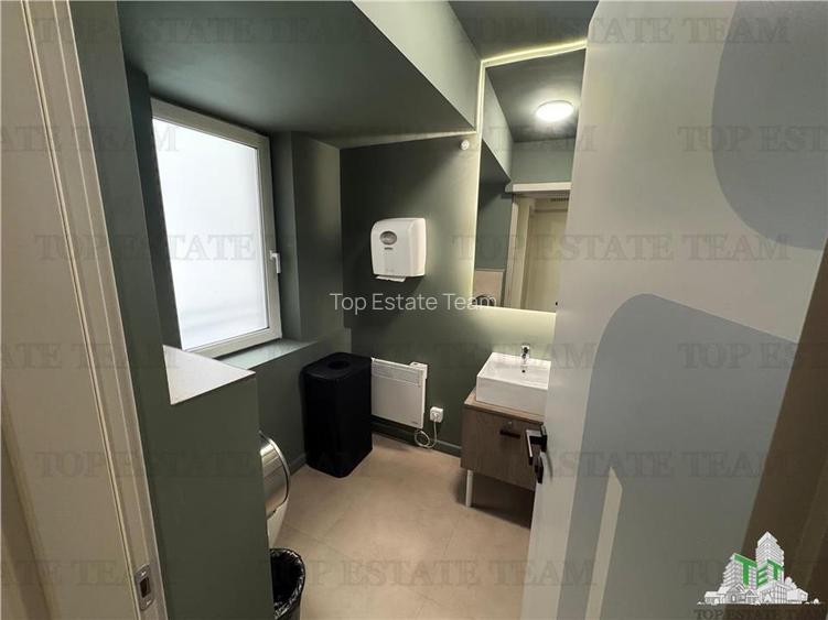 Spatiu comercial / office ultracentral de inchiriat complet utilat/recompartimen - 2