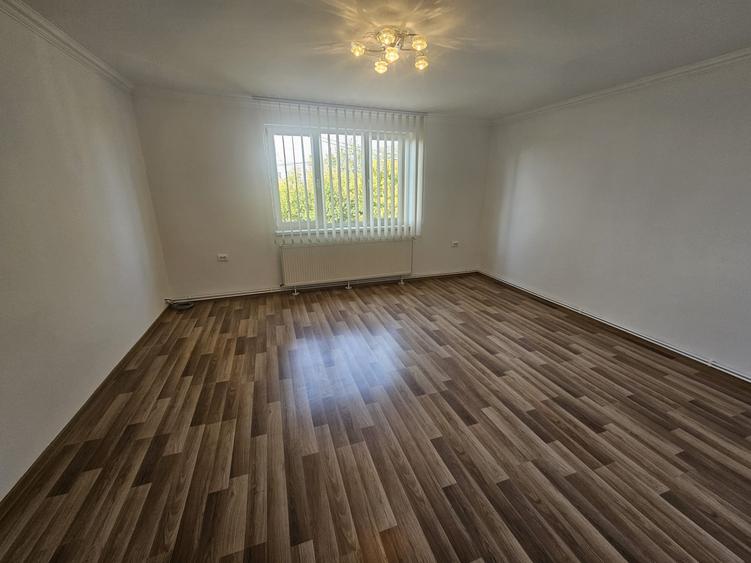 Casa in Andrei Muresanu, 128 mp utili, curte 304 mp!