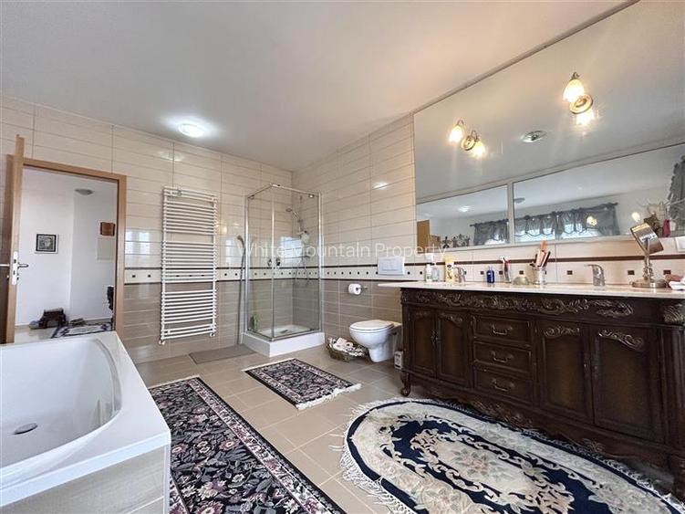 Penthouse rar cu 80 mp de terase și priveliște – Avantgarden Brasov