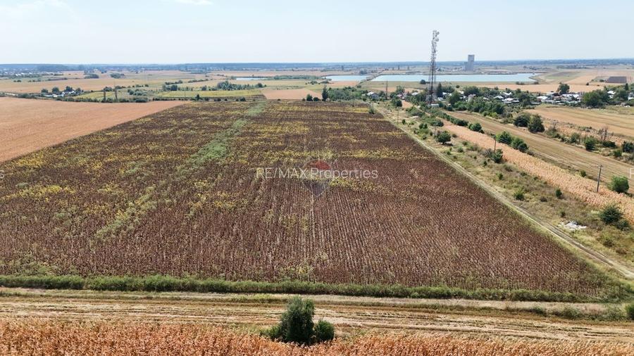 Teren 8.648 mp | Intravilan + extravilan | Deschidere 21 m | Mosteni