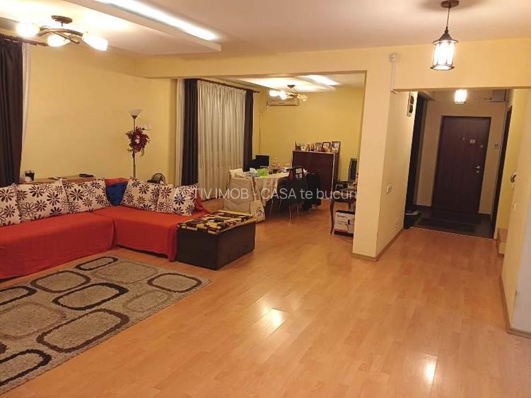 Vanzare Casa  - Vila - Prelungirea Ghencea - Margelelor - teren 300mp -  225000E - 6