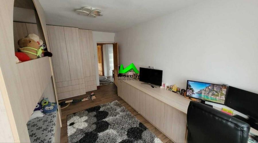 Apartament de vanzare 3 camere Sibiu Vasile Aaron