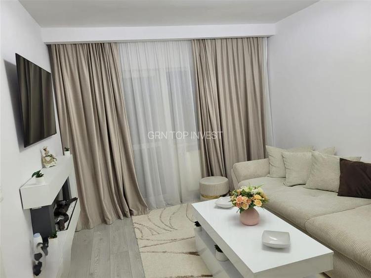 Apartament 2 camere LUX decomandat balcon zona Vasile Aaron - 2
