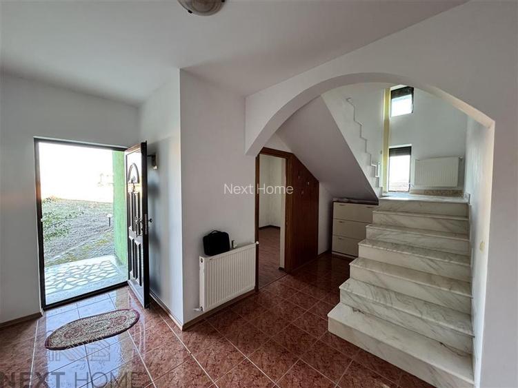CASA  DE VANZARE BOTARLAU - 19