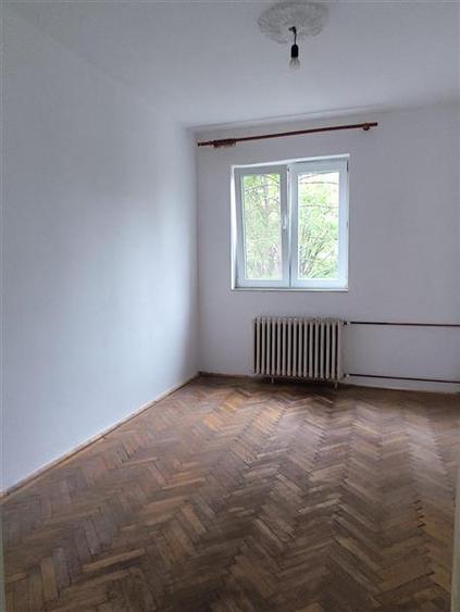 Apartament 3 camere zona Baraolt