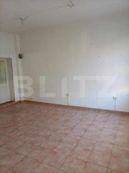 Spatiu comercial, 25 mp, zona Centrala - Campia Turzii