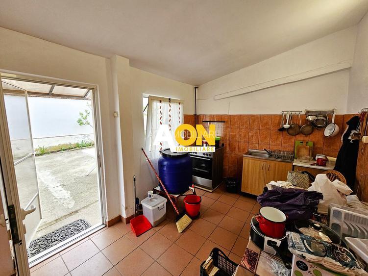 Casa 3 camere, 2 bai, mobilata, utilata, 645 mp teren, zona Lipoveni - 18