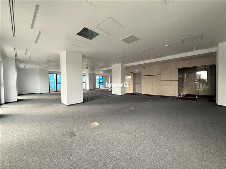 Spatiu de birou, de inchiriat, supr 480 mp, zona Centru - Palas